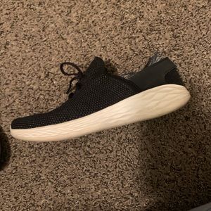 Sketchers slip on sneakers